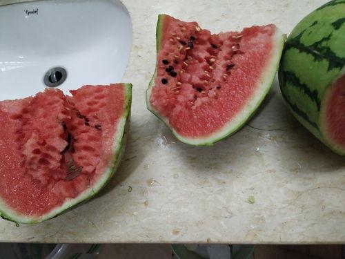 新疆黑料吃瓜,揭秘背后的真相与争议