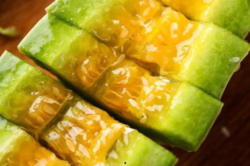 吃蜂巢蜜瓜,探寻蜂巢蜜瓜的独特魅力