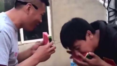 小哥在线吃瓜,揭秘娱乐圈幕后风云